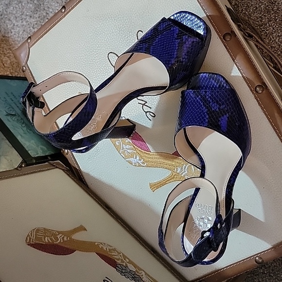 Sz 7med Retro Python Platform Heels - Picture 11 of 16